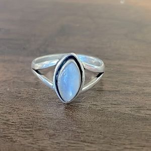 Sterling Silver Moonstone Ring